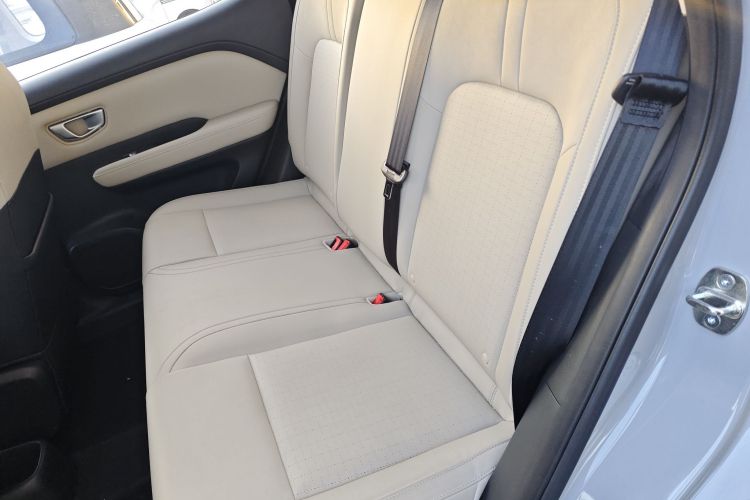 五菱汽车 五菱缤果PLUS 2024款 330km 五座版中控内饰7004