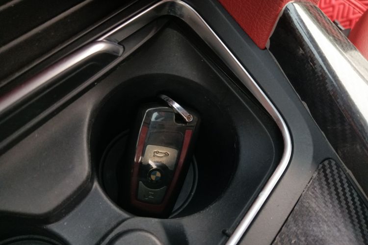 宝马4系 2016款 420i 设计套装型中控内饰11