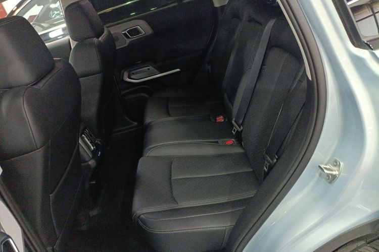 方程豹 钛3 2025款 501KM 后驱智驾Max版中控内饰7004