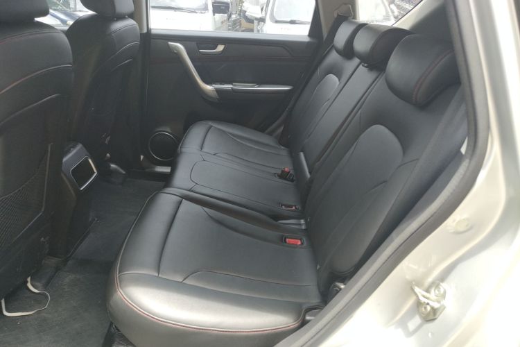 哈弗H6 2017款 红标 运动版 1.5T 手动两驱精英型中控内饰7004