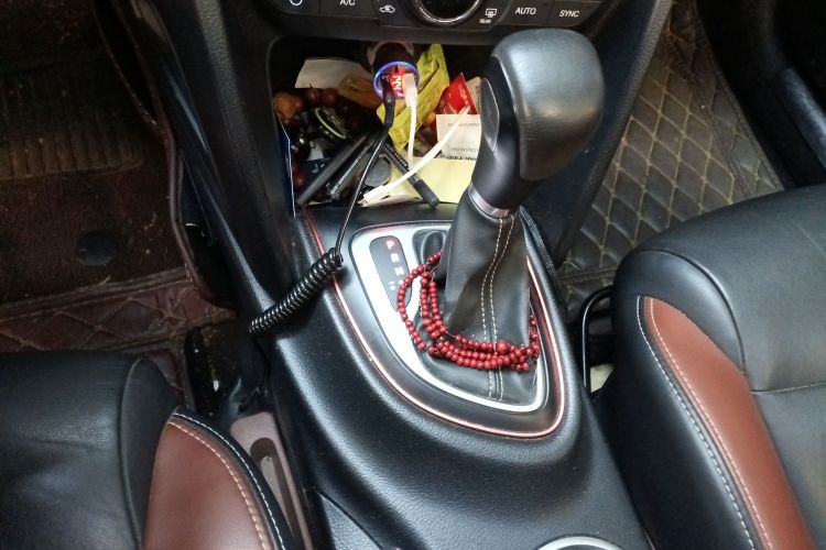 菲亚特 菲翔 2015款 1.4T 自动劲享版中控内饰18