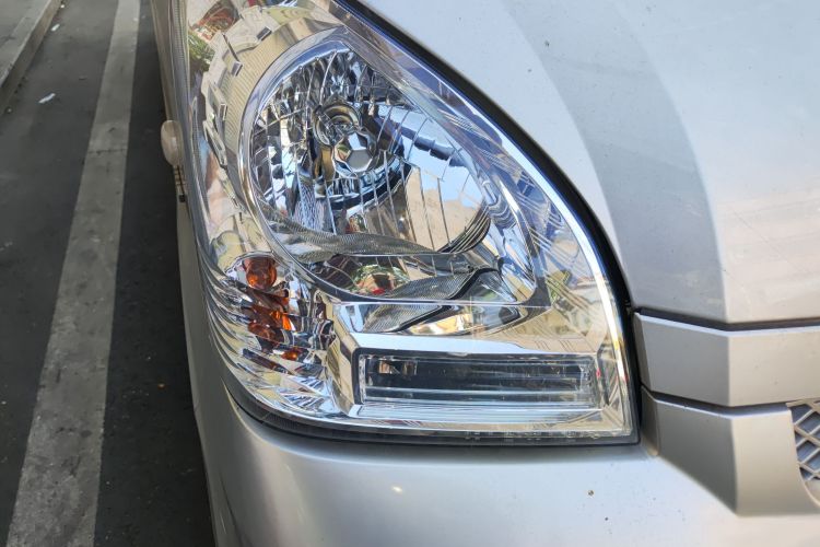 五菱汽车 五菱荣光 2021款 1.5L加长基本型封窗车2座L3C车身外观8