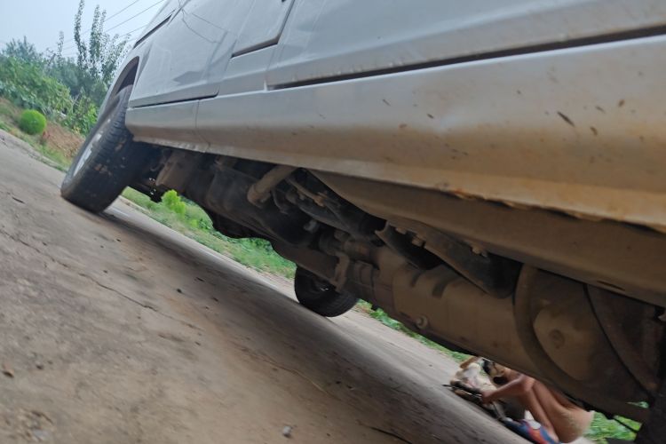 五菱汽车 五菱之光 2023款 1.5L 实用型 5/7座局部细节9001