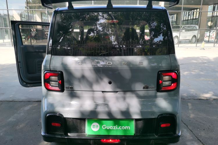 吉利银河 2024款 200km 熊猫卡丁车身外观6