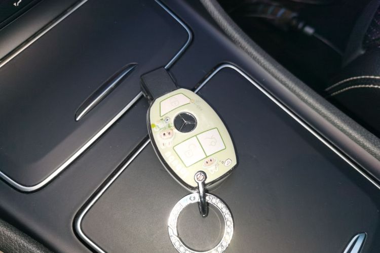 奔驰GLA 2019款 GLA 200 动感型中控内饰7001