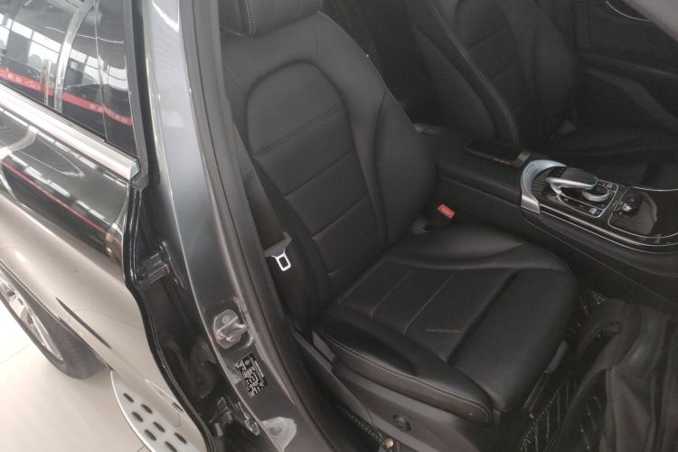 奔驰GLC 2017款 GLC 260 4MATIC 豪华型局部细节41