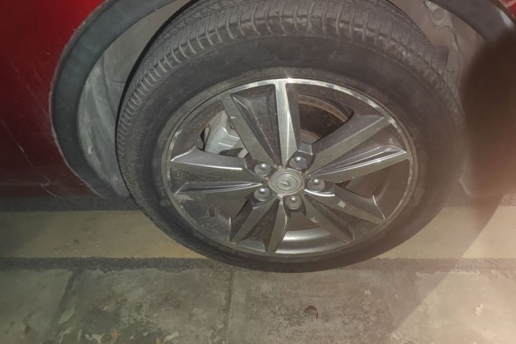 长安 逸动 2016款 XT 1.6L 自动俊酷型车身外观10