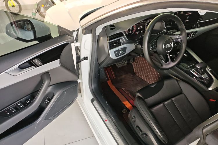 奥迪A5 2023款 Sportback 40 TFSI 时尚动感型中控内饰20