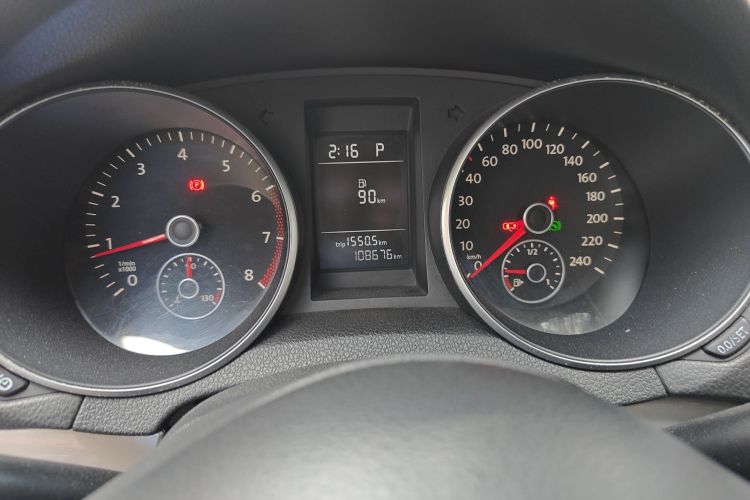 大众 高尔夫 2012款 1.6 自动时尚型中控内饰15