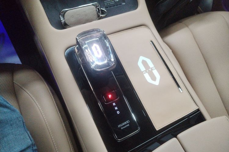 鸿蒙智行 问界M7 2024款 1.5T 智驾后驱Max版 5座局部细节18