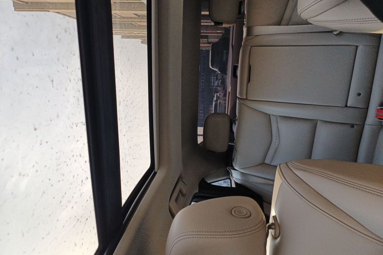 凯迪拉克XTS 2017款 28T 技术型中控内饰22