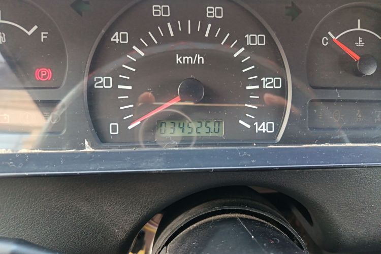 BAW北汽制造 212经典 2016款 2.0L 方门 四驱豪华型 国V中控内饰15