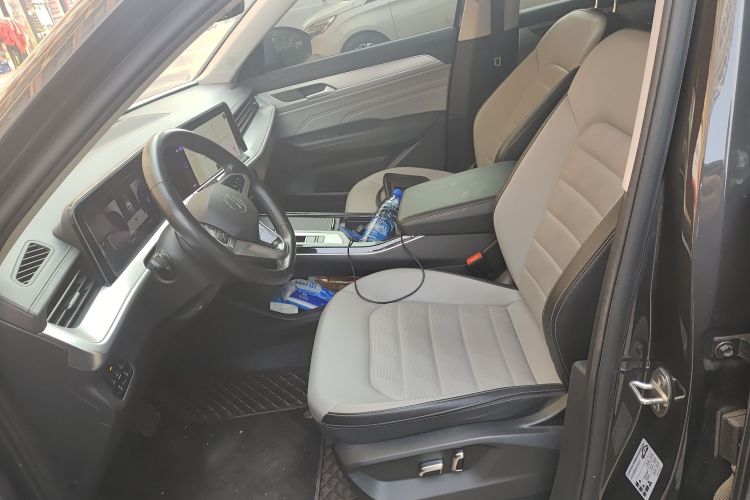 大众 揽巡 2023款 330TSI 豪华巡逸版中控内饰19