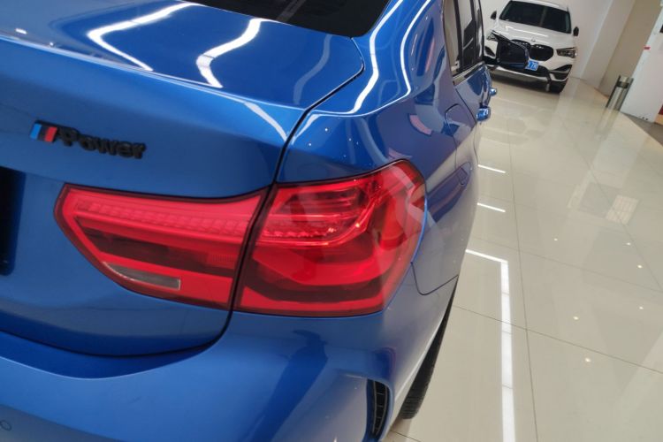 宝马1系 2020款 120i M运动套装车身外观6006