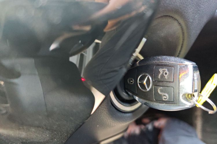 奔驰CLS 2016款 CLS 260 逸彩版中控内饰11