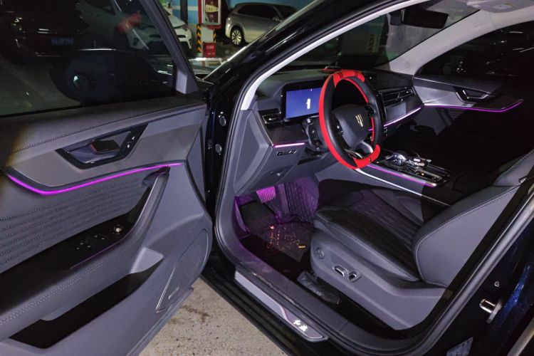 红旗HS5 2023款 2.0T 旗享Pro版中控内饰7003