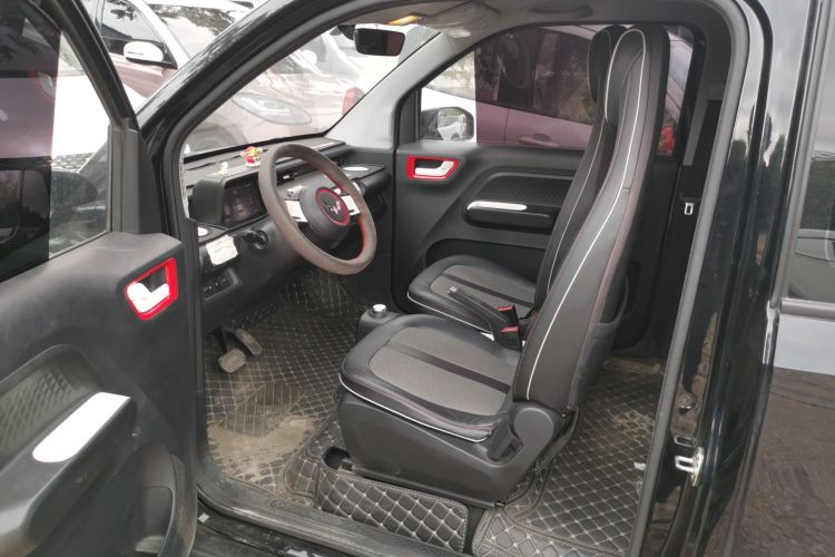 五菱汽车 宏光MINIEV 2022款 GAMEBOY 300km 玩咖款 磷酸铁锂中控内饰7003