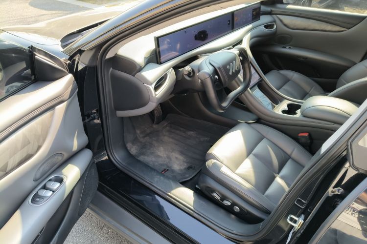 智己汽车 智己L6 2024款 Max 超强性能版中控内饰7003