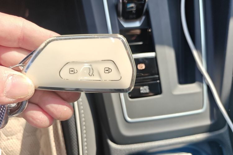 大众 高尔夫 2023款 改款 280TSI DSG R-Line中控内饰11