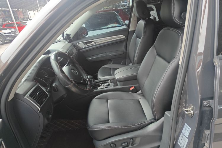 大众 途昂 2019款 380TSI 四驱舒适版 国VI中控内饰19