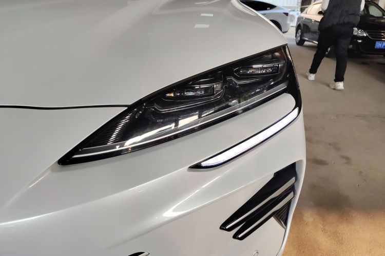 比亚迪 宋PLUS新能源 2025款 DM-i 智驾版 112KM 尊荣型局部细节36