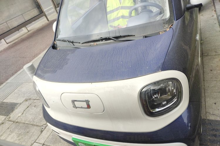 奔腾小马 2024款 170km 活力马车身外观2