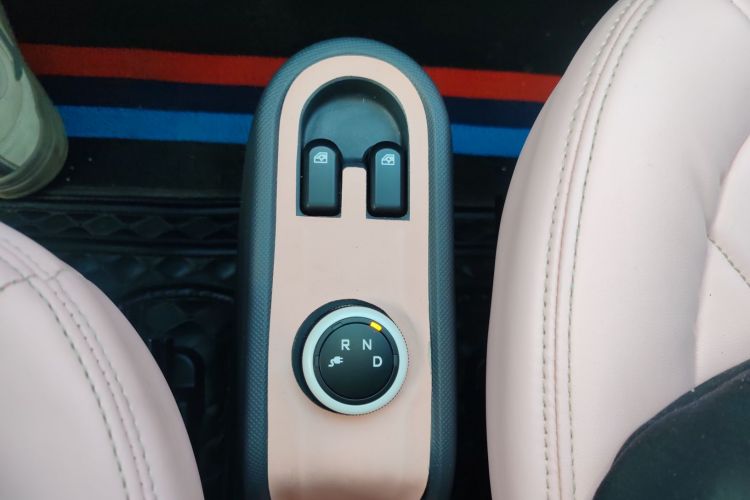 五菱汽车 宏光MINIEV 2022款 马卡龙臻享款 磷酸铁锂中控内饰18