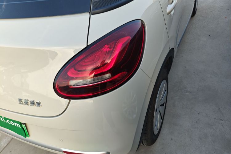 五菱汽车 五菱缤果 2025款 203km 轻享款车身外观9