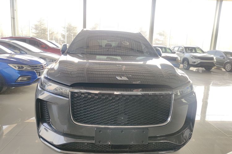 理想汽车 理想ONE 2020款 增程7座版车身外观2