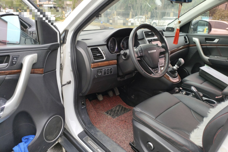 哈弗H6 2015款 改款 运动版 1.5T 手动两驱精英型中控内饰7003