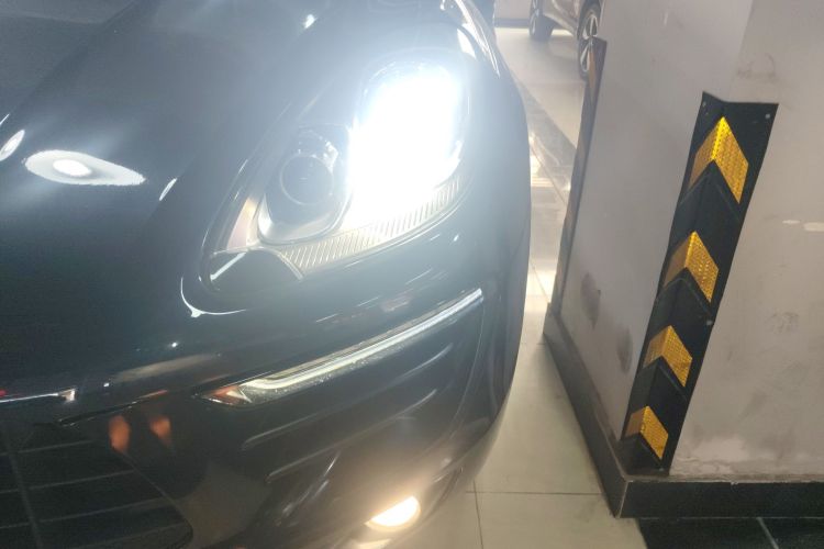 保时捷 2017款  Macan 2.0T局部细节36