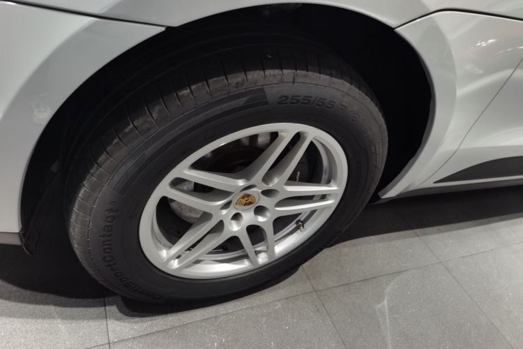 保时捷 2018款 Macan 2.0T车身外观6007