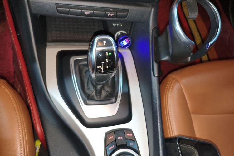 宝马X1 2014款 sDrive18i 时尚型中控内饰18