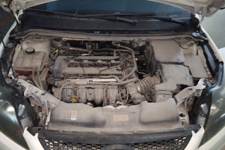 福特 福克斯 2013款 两厢经典 1.8L 手动基本型局部细节24