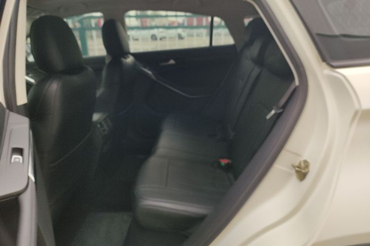 福特 领界 2019款 EcoBoost 145 CVT精领型 国VI中控内饰7004