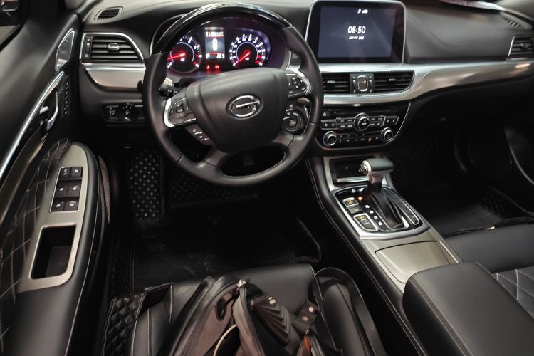 广汽传祺 传祺GA8 2017款 280T 尊享版局部细节13