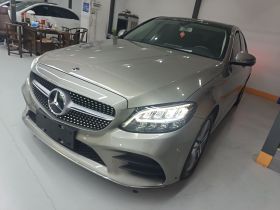 奔驰C级 2019款 改款 C 260 L 运动版