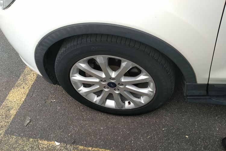 福特 翼虎 2015款 2.0L GTDi 四驱精英型车身外观6003