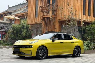 领克03 2020款 03+ 2.0TD 自动驭风版