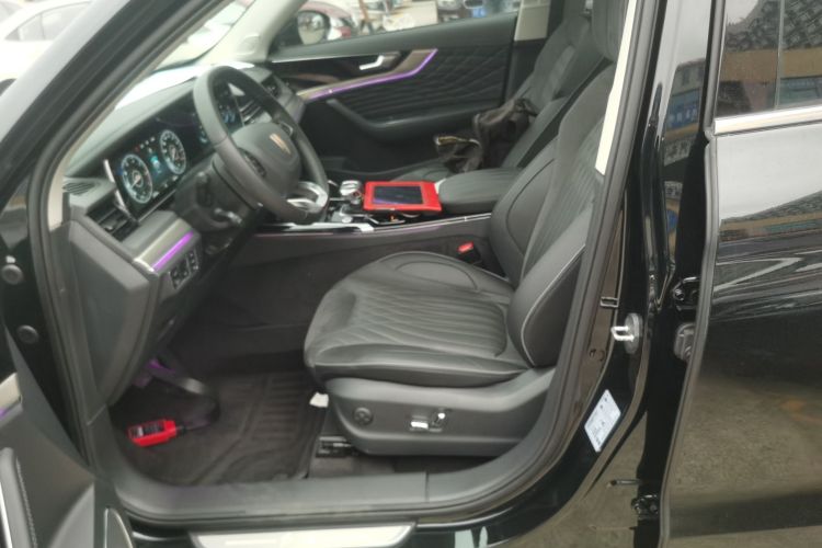 红旗HS5 2022款 改款 2.0T 智联旗享版局部细节19