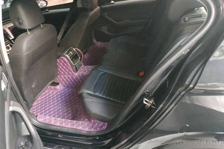 大众 迈腾 2019款 280TSI DSG 舒适型 国V中控内饰7004