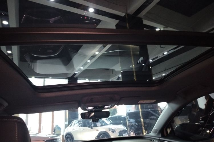 奥迪Q4 e-tron 2024款 40 e-tron 创境版中控内饰22