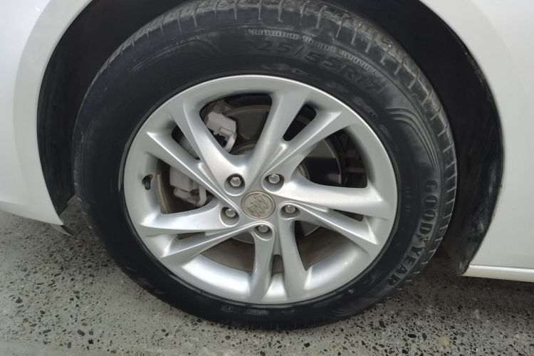 别克 君威 2023款 552T 智享型车身外观6002