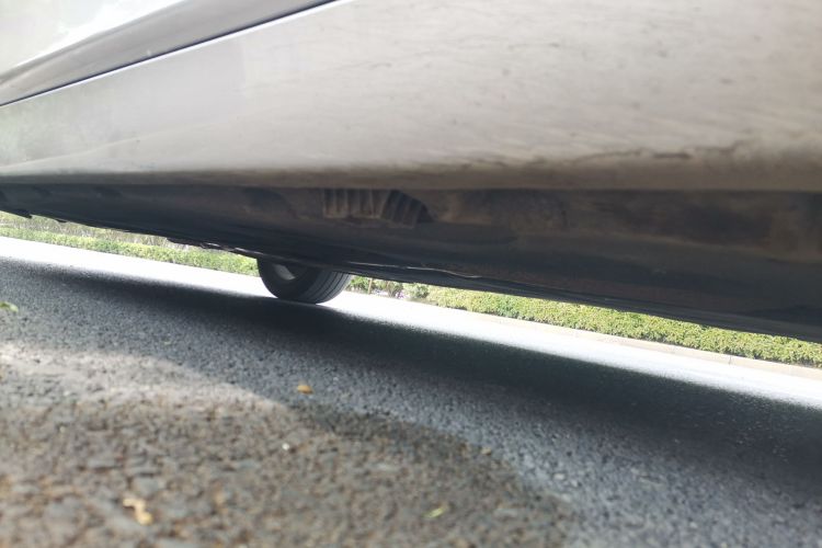 宝马5系 2014款 525Li 豪华设计套装局部细节9001