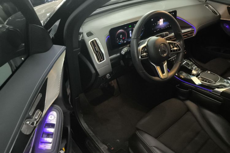 奔驰EQC 2021款 EQC 400 4MATIC中控内饰7003