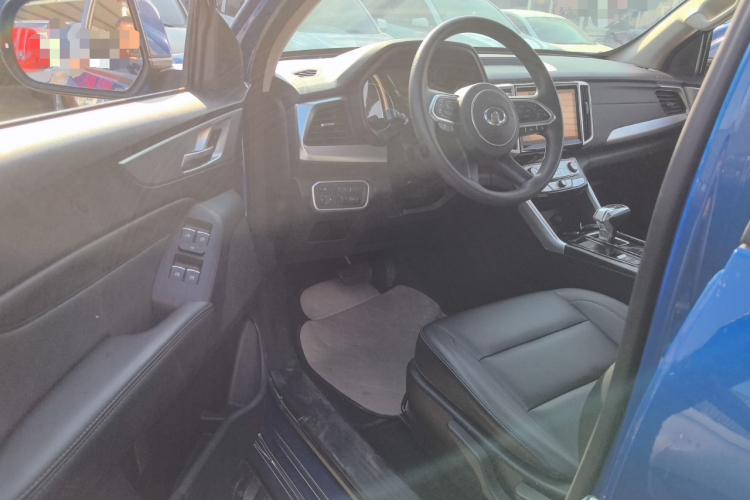 长城 炮 2021款 2.0T商用版自动柴油两驱精英型长箱GW4D20M中控内饰7003