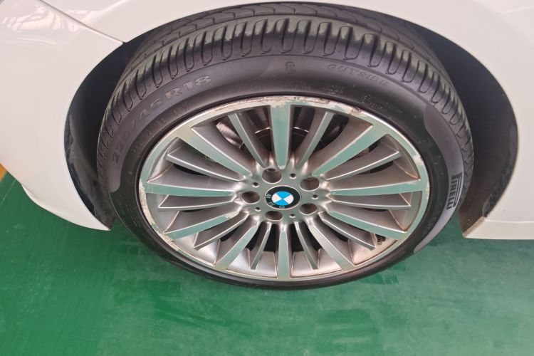 宝马3系 2019款 320Li 时尚型车身外观6007