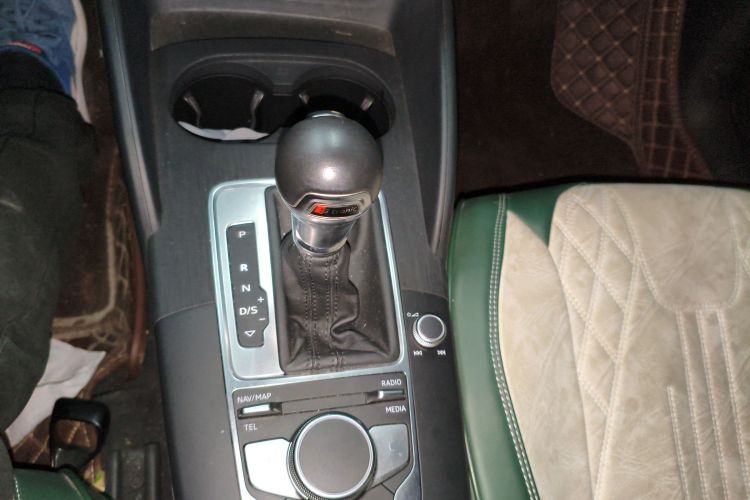 奥迪A3 2020款 Limousine 35 TFSI 进取型 国VI中控内饰18