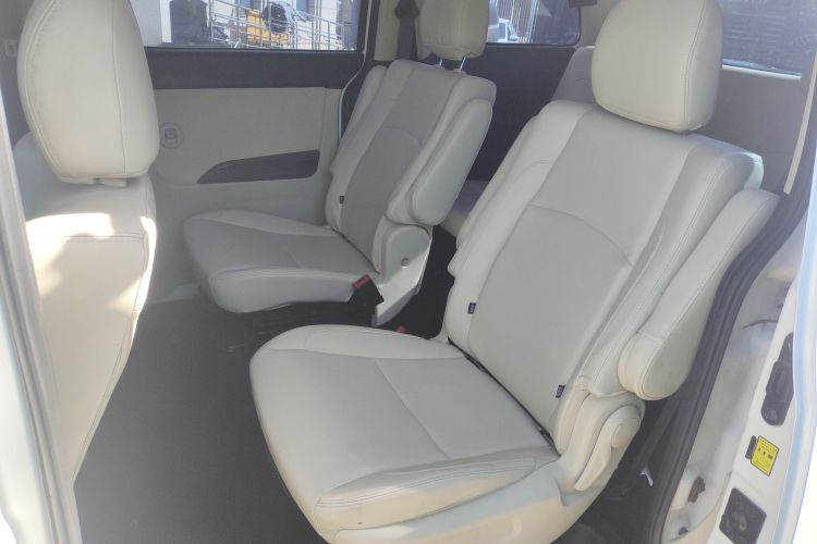 野马汽车 斯派卡 2022款 1.5L CVT豪华型中控内饰7004