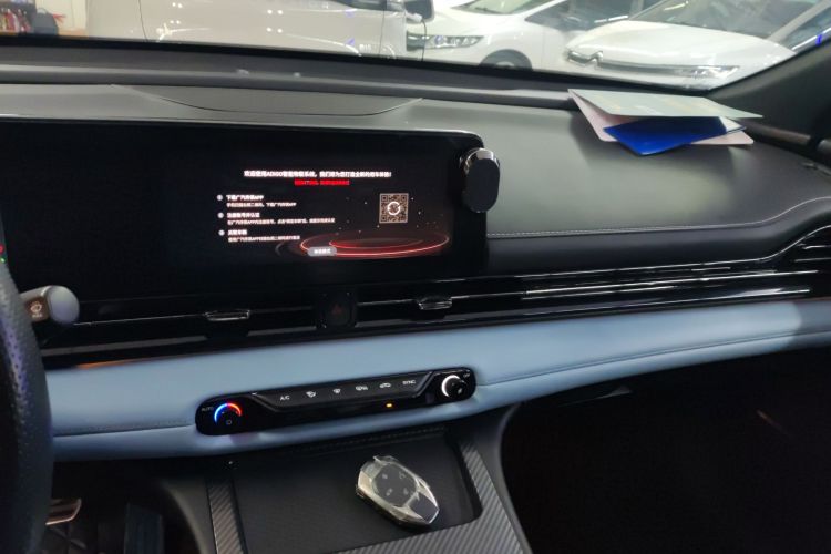广汽传祺 2023款 影豹H 智能混动版中控内饰16